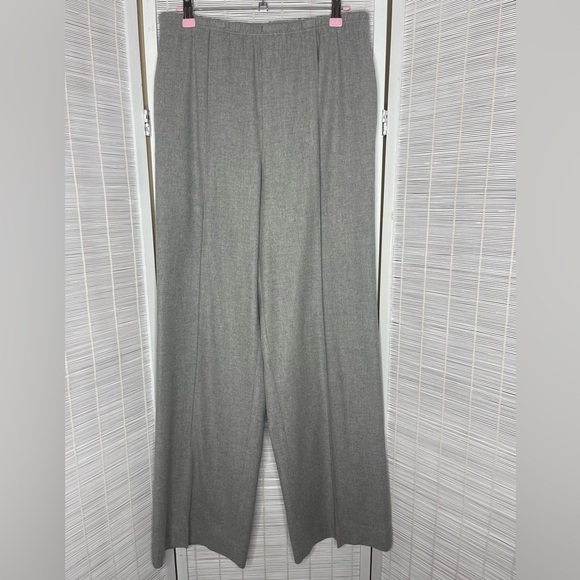 Vince Pants - Vince Pleated Gray High Rise Pull On Pants